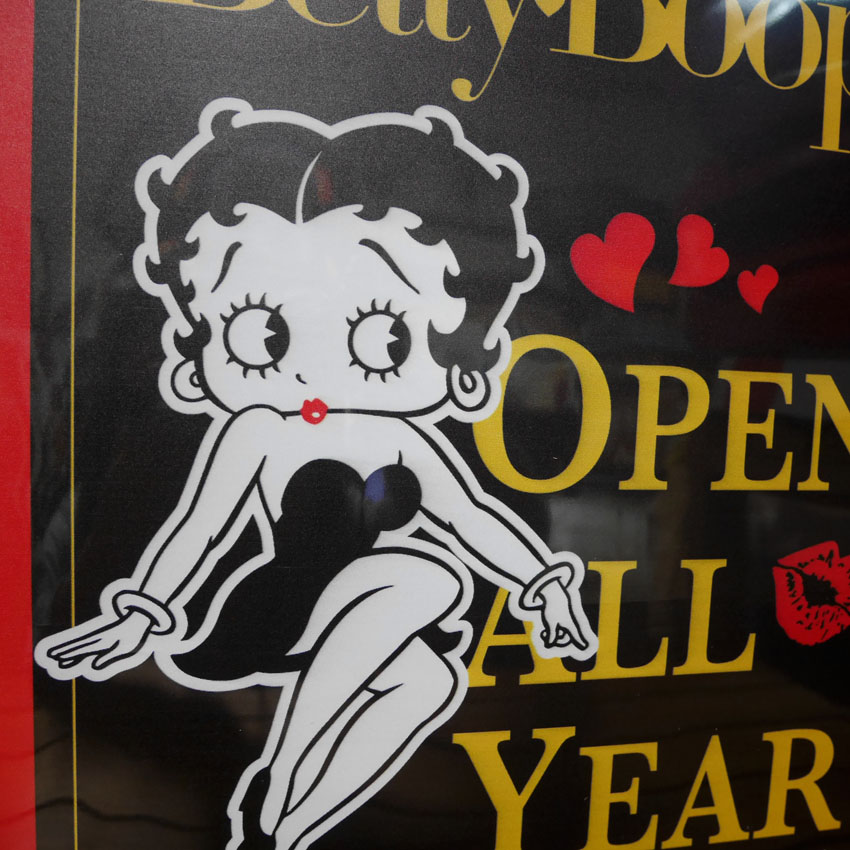 Betty Boop ティンサイン Betty's BAR & CLUB ベティーブープ  アメリカン雑貨の画像