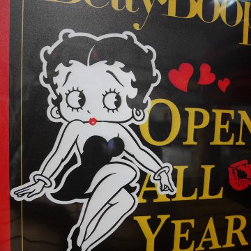 Betty Boop ティンサイン Betty's BAR & CLUB ベティーブープ  アメリカン雑貨の画像