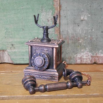 アンティーク小物シャープナー　鉛筆削り　レトロインテリア 　アメリカン雑貨の画像