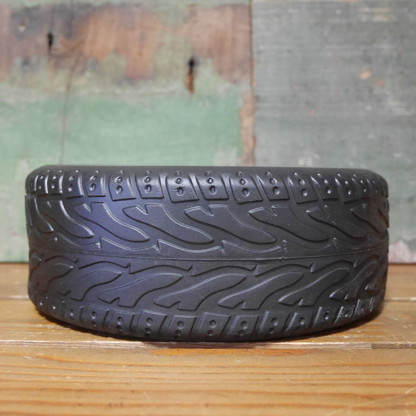 CHAMPION タイヤアッシュトレイ 卓上灰皿 チャンピオン PLUG TIRE ASHTRAYアメリカン雑貨の画像