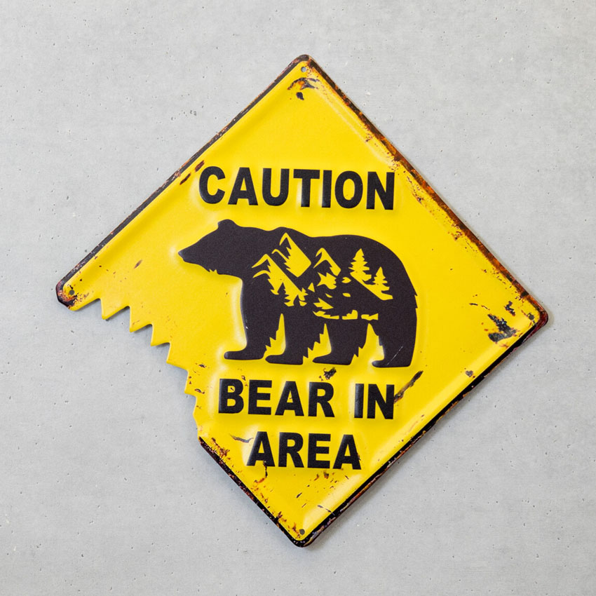 CAUTION BEAR IN AREA アメリカンクラシック エンボスティンプレート クマ 熊 ブリキ看板 インテリア 注意看板の画像