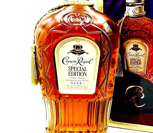クラウンローヤル スペシャルエディションの画像