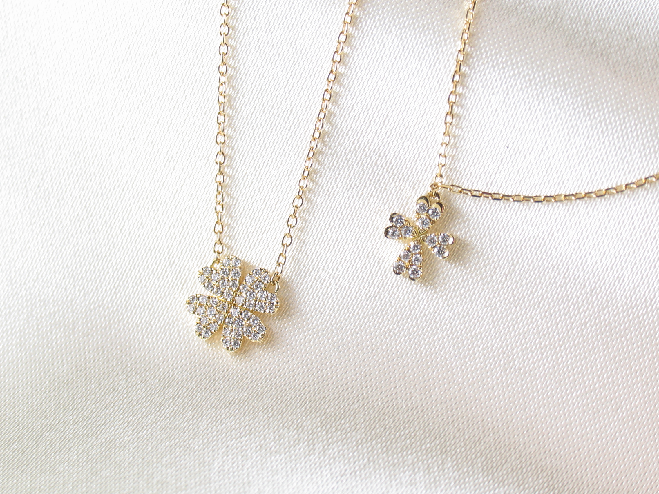 fourheartclover necklace k18yg/diamond(フォーハートクローバー ネックレス k18イエローゴールド/ダイア)の画像