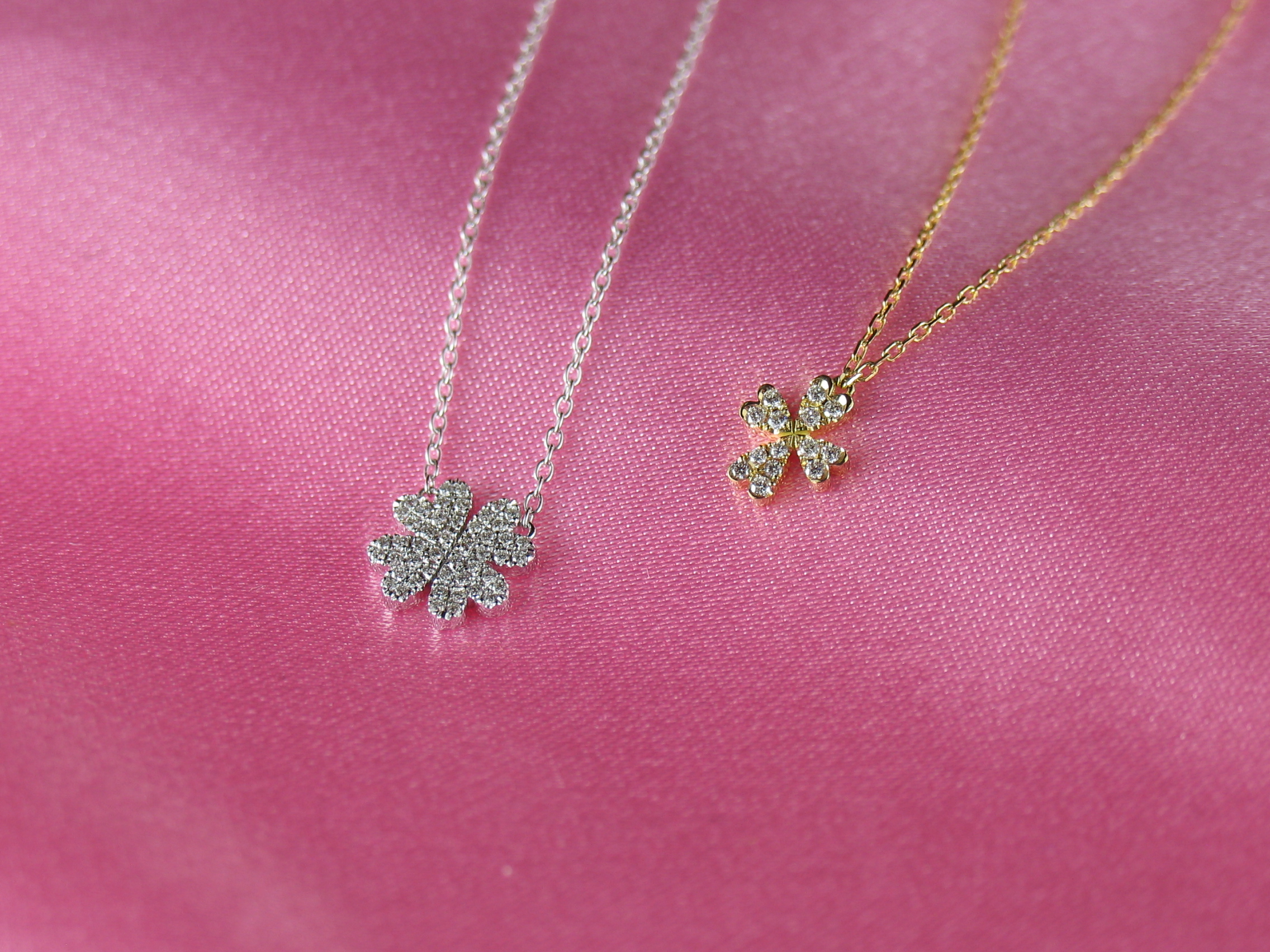 clover cross necklace k18yg/diamond(クローバークロス ネックレス k18イエローゴールド/ダイア)の画像