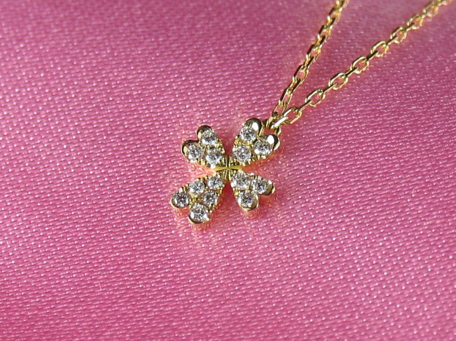 clover cross necklace k18yg/diamond(クローバークロス ネックレス k18イエローゴールド/ダイア)の画像