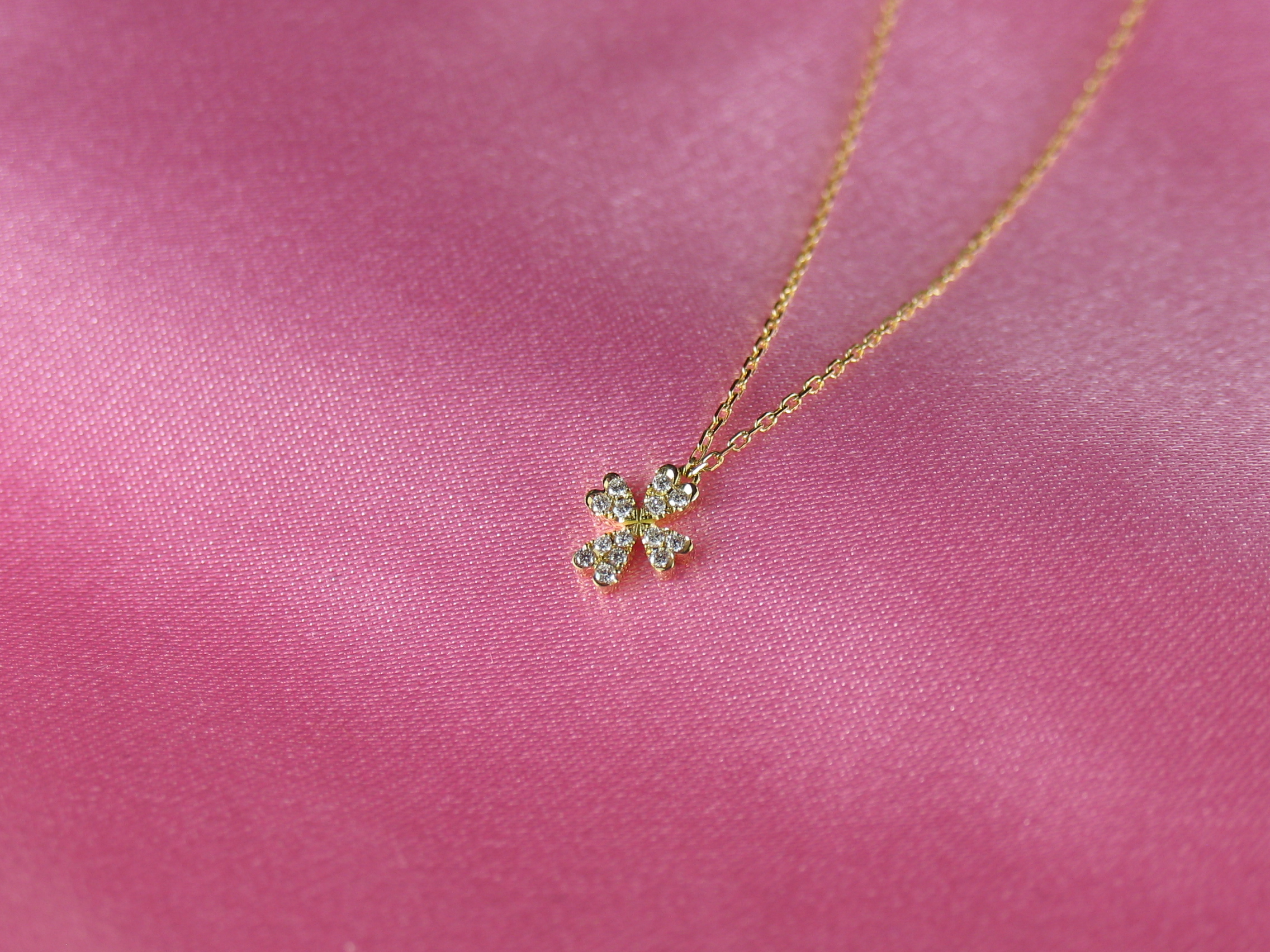 clover cross necklace k18yg/diamond(クローバークロス ネックレス k18イエローゴールド/ダイア)の画像