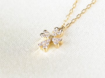 clover cross necklace k18yg/diamond(クローバークロス ネックレス k18イエローゴールド/ダイア)の画像