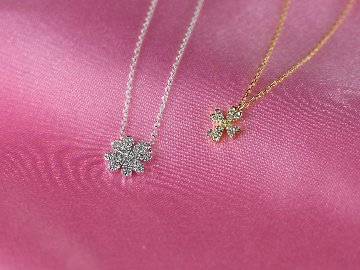 clover cross necklace k18yg/diamond(クローバークロス ネックレス k18イエローゴールド/ダイア)の画像