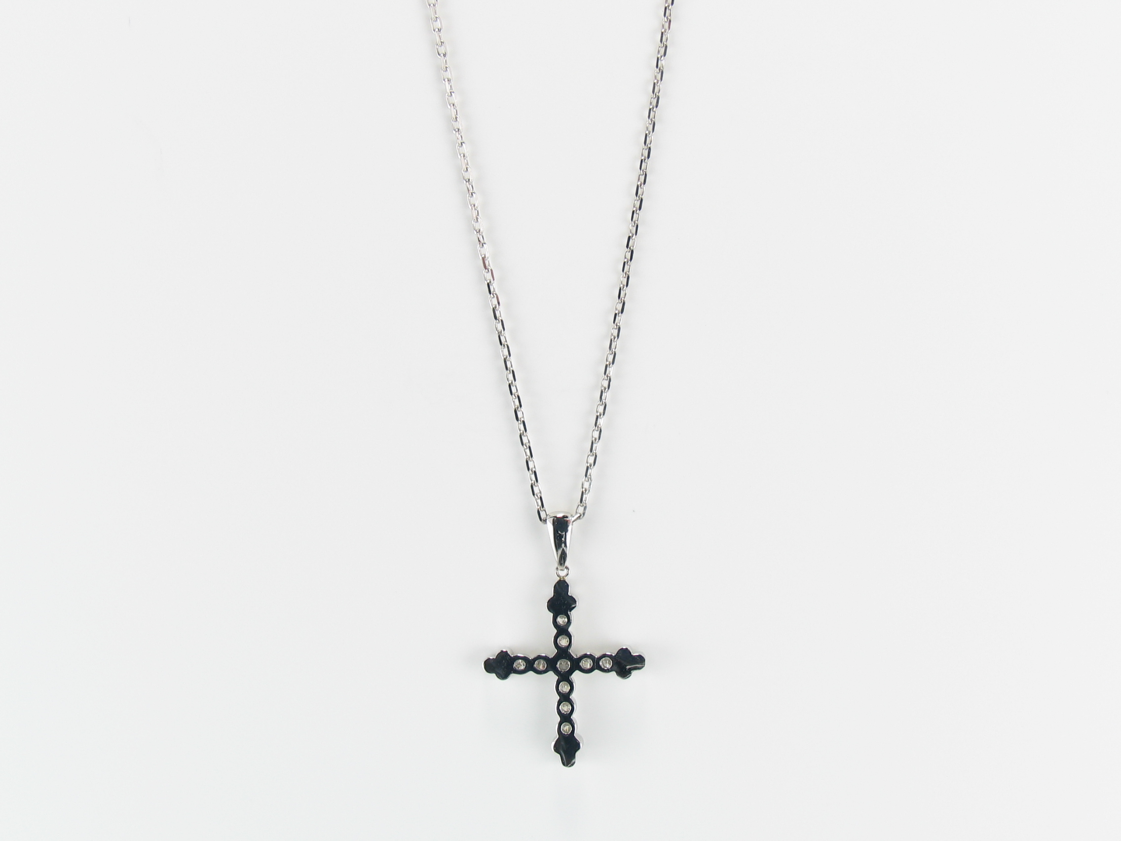 sexyround D cross necklace k18wg/diamond(セクシーラウンド D クロス ネックレス k18ホワイトゴールド/ダイア)の画像