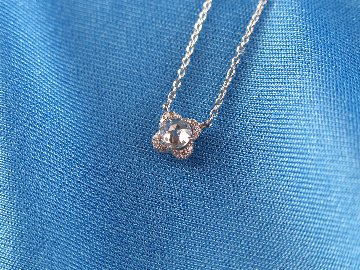 firstrose necklace pt/diamond(ファーストローズ ネックレス プラチナ/ダイア)の画像