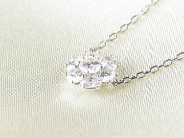 ovalbouquet necklace pt/diamond(オーバルブーケ ネックレス プラチナ/ダイア)の画像