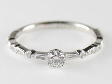 crystalribbonroundtiara ring pt/diamond(クリスタルリボンラウンドティアラ リング プラチナ/ダイア)の画像