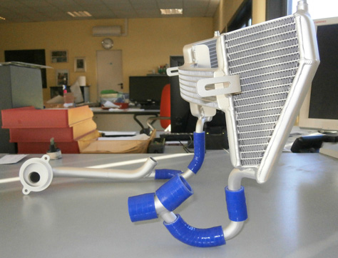 H2O サイドウィングタイプ　レーシングサブラジエターキット　15-YZF R1の画像