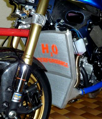 H2O レーシングラジエターキット　GSXR600 L1の画像