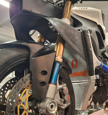 H2O SBKレーシングラジエター　YAMAHA  YZF R9の画像