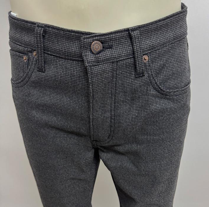 EDWIN E403ＷF Wild Fire 二重構造　暖パン　 レギュラーストレート 冬の暖かジーンズ ソフトな履き心地！ 防風性、 暖かな裏起毛、ストレッチ。の画像