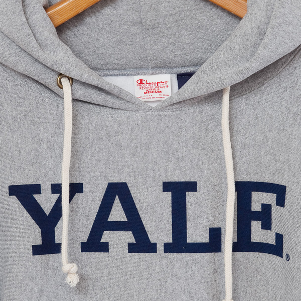 チャンピオン（champion) リバースウィーブ　プルオーバースウェットパーカー カレッジロゴ YALE C5-Q105　ユニセックスの画像