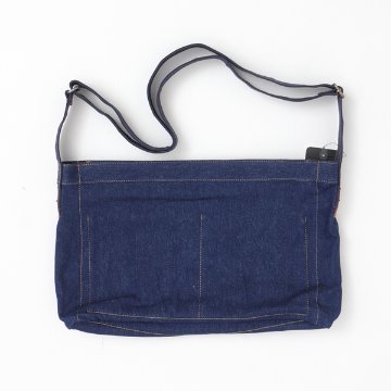 リーバイス LEVI'S 002GV-0001 メッセンジャーバッグ デニム生地 調節可能 の画像