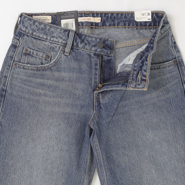 Lady Levi's  A5566-0028 LOW LOOSE ルーズ レディース ジーパン ジーンズ ライトインディゴ ローライズ ストレートシルエット の画像