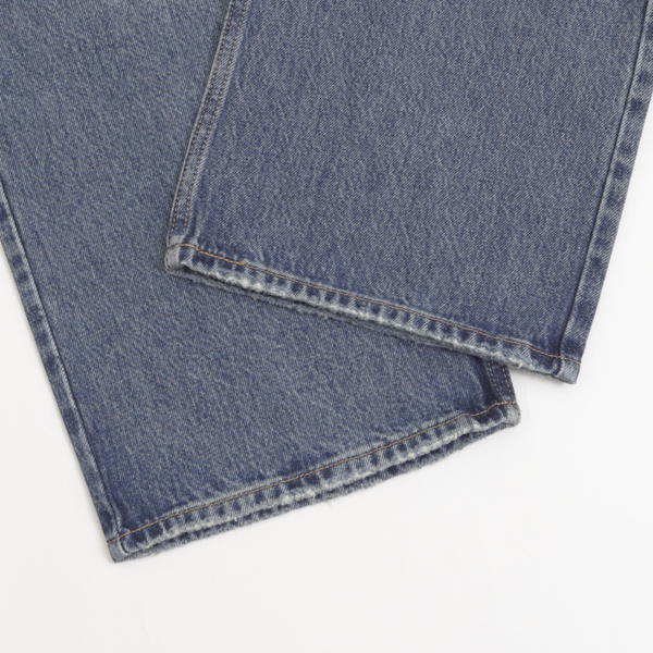 Lady Levi's  A5566-0028 LOW LOOSE ルーズ レディース ジーパン ジーンズ ライトインディゴ ローライズ ストレートシルエット の画像
