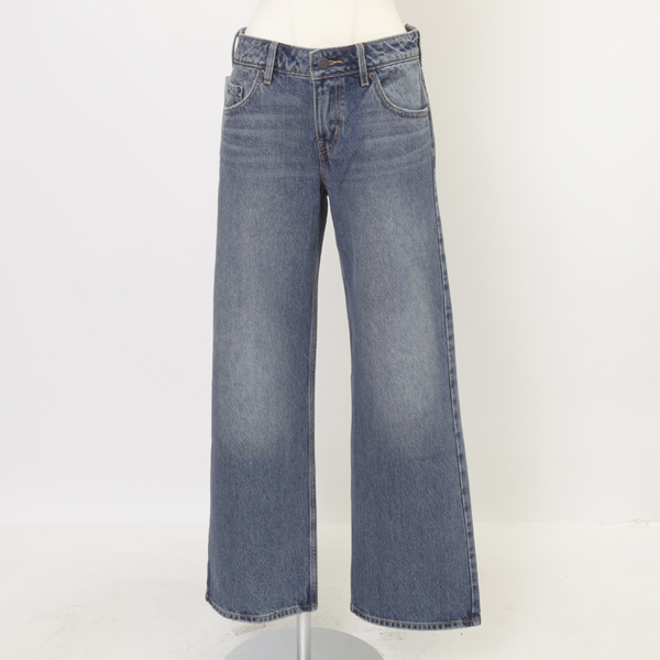 Lady Levi's  A5566-0028 LOW LOOSE ルーズ レディース ジーパン ジーンズ ライトインディゴ ローライズ ストレートシルエット の画像