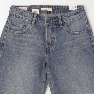 Lady Levi's  A5566-0028 LOW LOOSE ルーズ レディース ジーパン ジーンズ ライトインディゴ ローライズ ストレートシルエット の画像