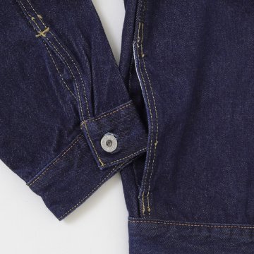 Levi's リーバイス TYPE I トラッカージャケット a3174-0030 セルビッチ デニムジャケット リラックスフィット ヴィンテージ風シルエット ダブルプリーツ  シンチバックの画像
