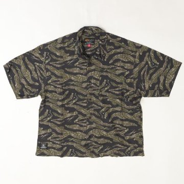 アルファインダストリーズ Alpha Industries SS TIGER CAMO RELAXED CAMP 797-6123001 384）TIGER CAMO レーヨン100％ タイガーカモの画像