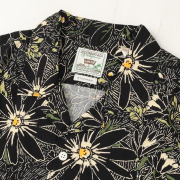  Levis リーバイス 005H5-00 The Sunset No Pocket Camp Shirt  06）Hatch Floral  サンセットキャンプシャツ　アロハシャツ　半袖シャツの画像