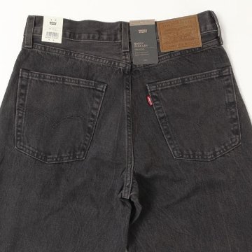 LEVI'S リーバイス BAGGY WIDE LEG 00818-00　00)ブラックユーズド バギー ワイド　 ユッタリ 後染めブラックジーンズの画像