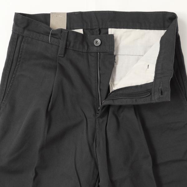 LEVI'S リーバイス ワンタックルーズプリーテッドチノパン 007WB-00 00）Black　01）Chacoal　02）BEIGE トラウザーチノの画像