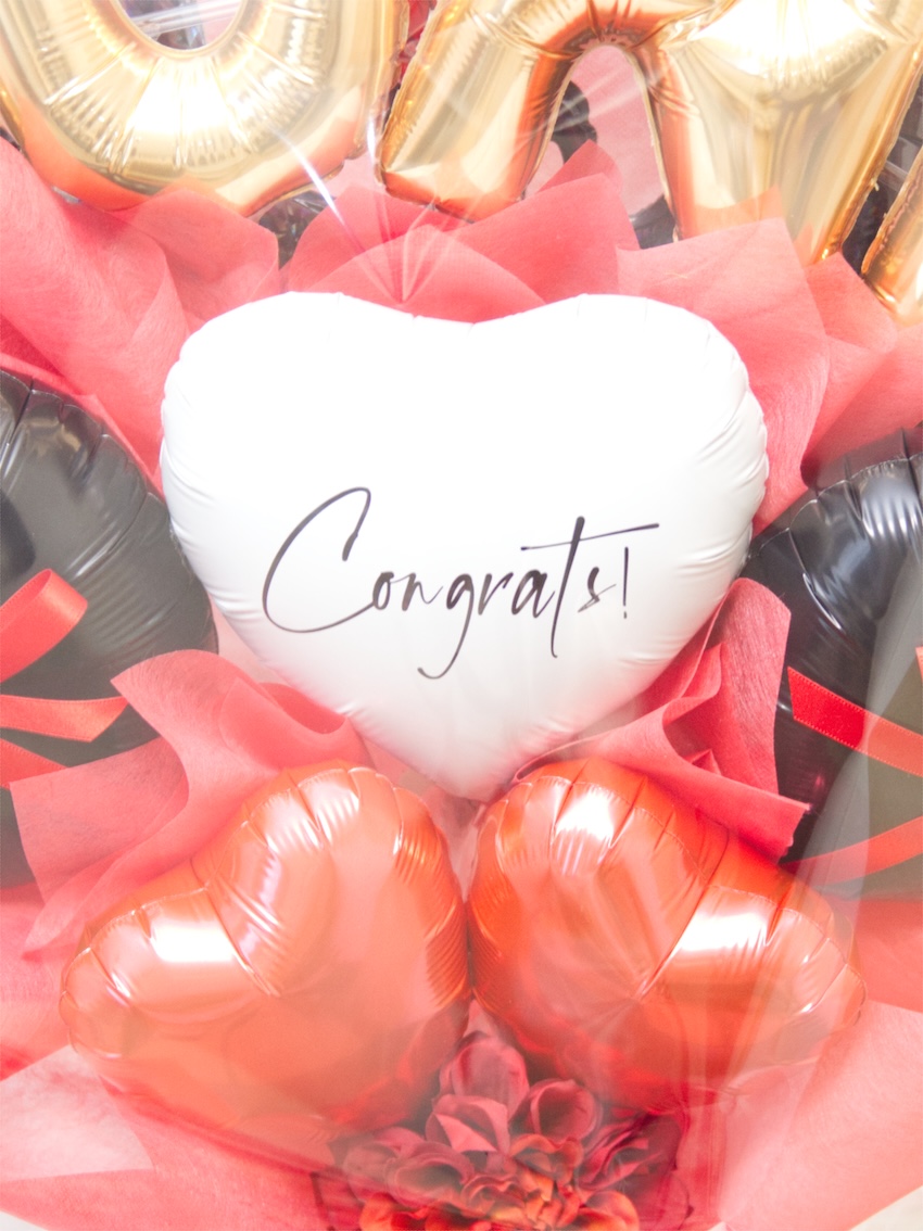 【バルーンバンチ】レターバルーンハートバンチ ブラック＆レッドの画像