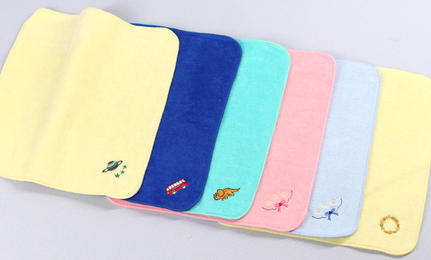 今治製 カラータオルハンカチ　22㎝サイズ の画像