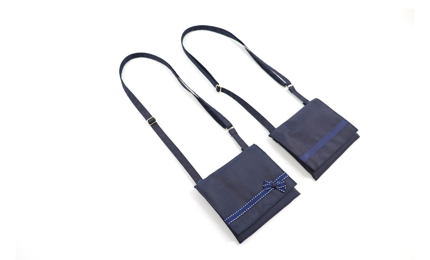 ショルダー紐付　付けポケット　大きめサイズ　幼稚園生・小学校低学年向 の画像