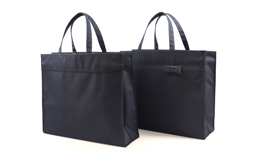 自立型 大容量トートバッグ 紺　(ブレード／リボンブローチ付き)   　の画像