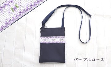 斜め掛け　ショルダーバッグ　(ポシェット）スモッキング刺繍　の画像