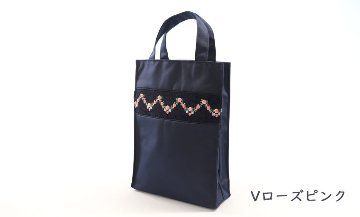 【新柄入荷】自立型スモッキング刺繍入りシューズバッグ(持ち手2本タイプ)の画像