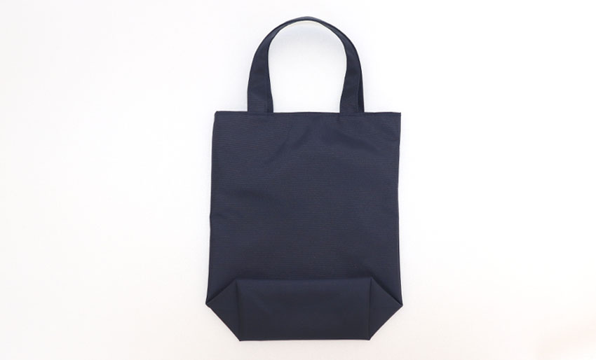 【展示見本品30％OFF】  リボンシューズバッグ　撥水加工ナイロン製【底マチあり】の画像