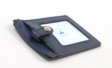 【ワケあり品のため50％OFF】リールストラップ付き 牛革製パスケース　紺無地(両面タイプ)　の画像