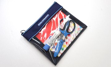 中身が見えるクリアポーチ　折り紙ケース 小物収納に便利の画像