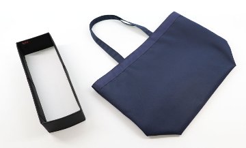 横型 サブバッグ　大容量 軽量 折り畳みできます。の画像