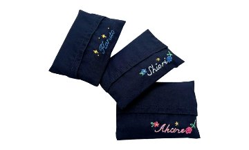  【プチオーダー】ミニティッシュケース紺｜名入れ｜ハンドメイド刺繍｜ 　の画像