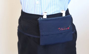 【プチオーダー】名入れ 手刺繍 ファスナー付き ティッシュケース 紺｜ハンドメイド の画像