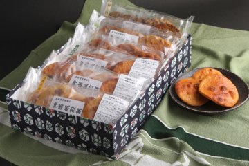 神楽坂煎餅　高級贈答箱30枚入画像