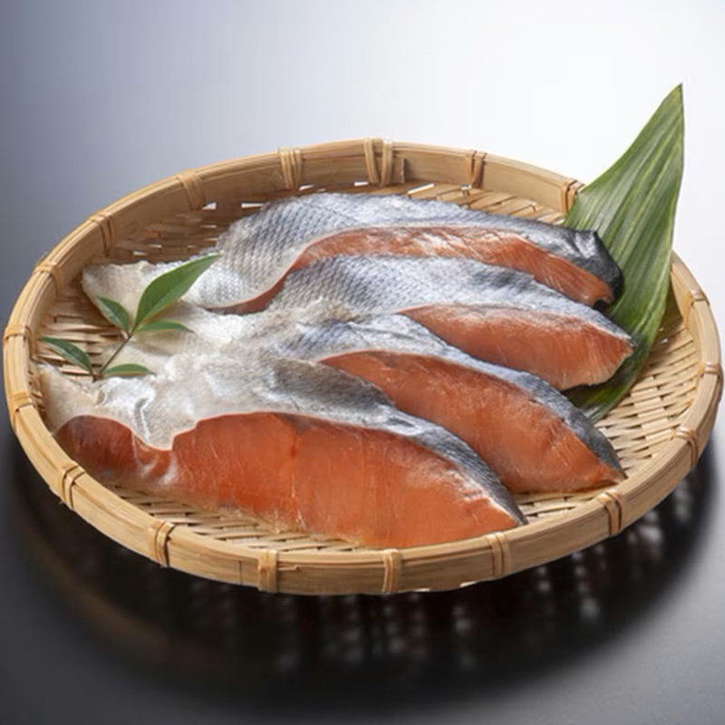 新巻鮭　約120ｇ×4切【24ptプレゼント】の画像