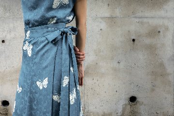 【受注商品】 ドレープトップス+フレアラップスカート画像