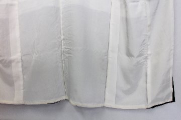 【古着物】流水花柄黒留袖の画像