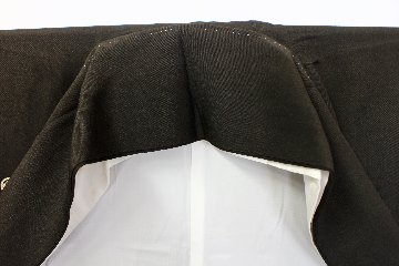 【古着物】流水花柄黒留袖の画像