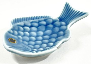 錦青鈍釉鯛形箸置の画像