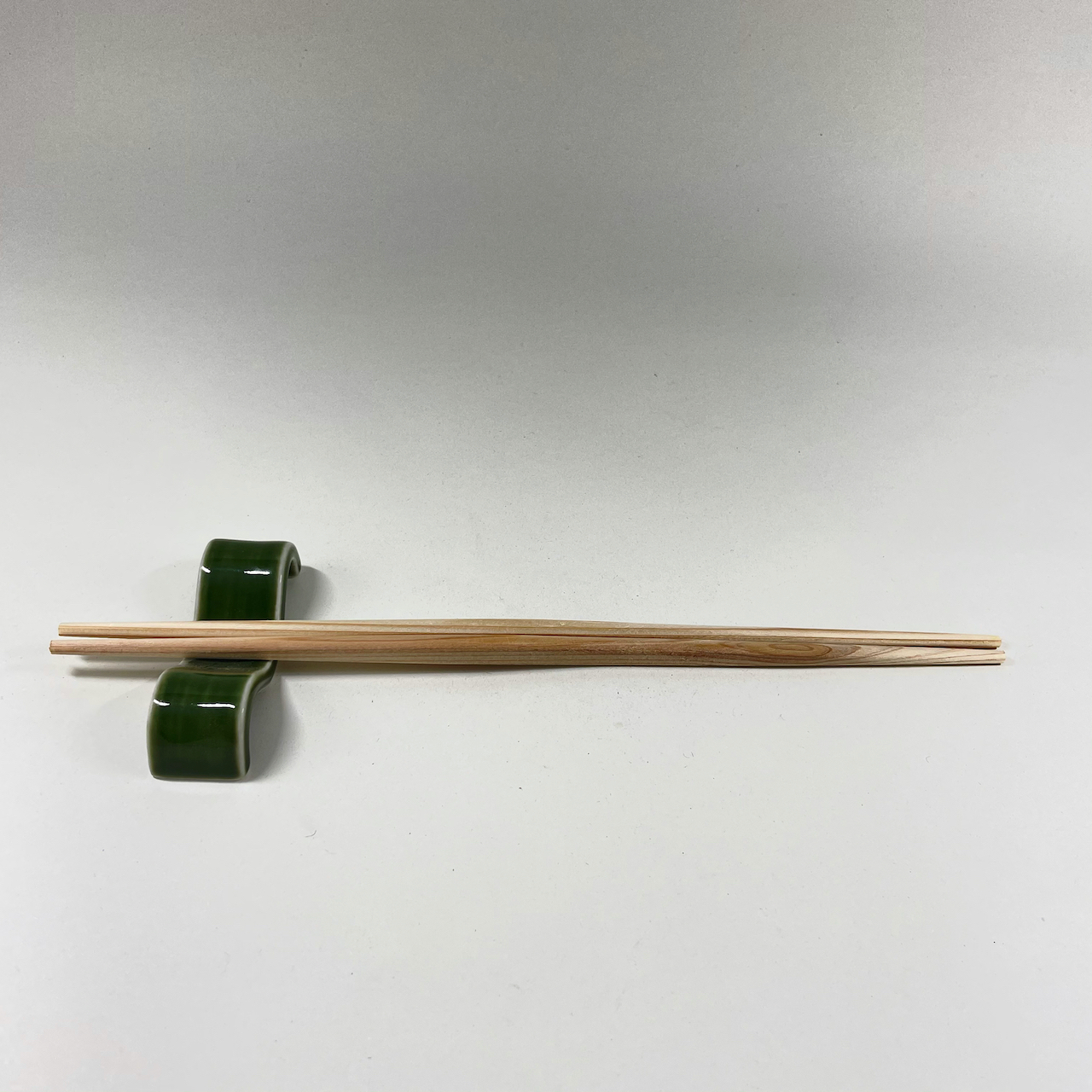 茶緑波形箸置画像